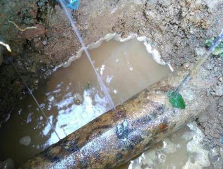 鹤峰楼顶漏水维修公司分享下漏水检测的原理